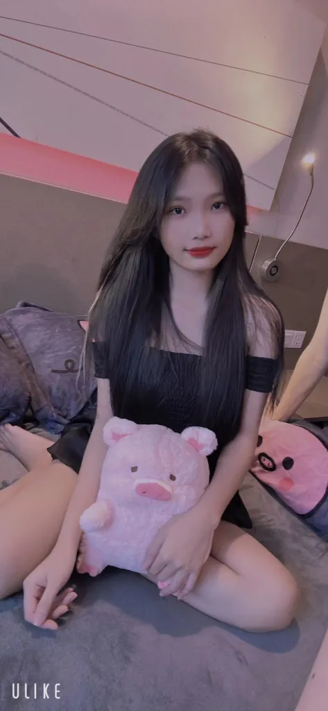 Mickey- Kota Damansara Escort Girl From KL Escort